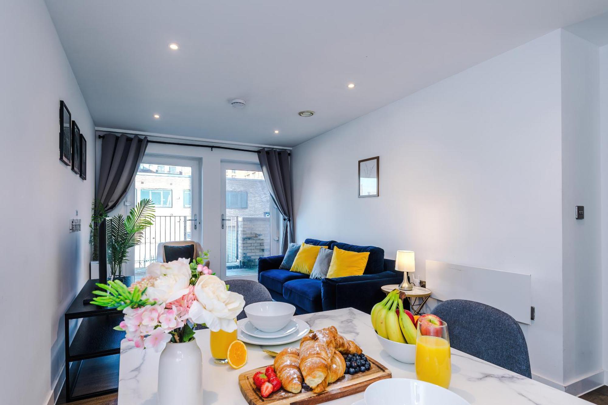 Waterhouse Suite: Modern 2-Bed in Manchester City Centre Exterior photo